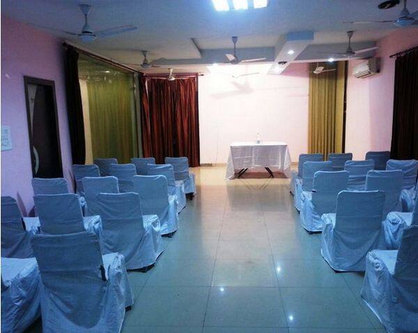 Siddhartha Palace Hotel, Hardoi 5